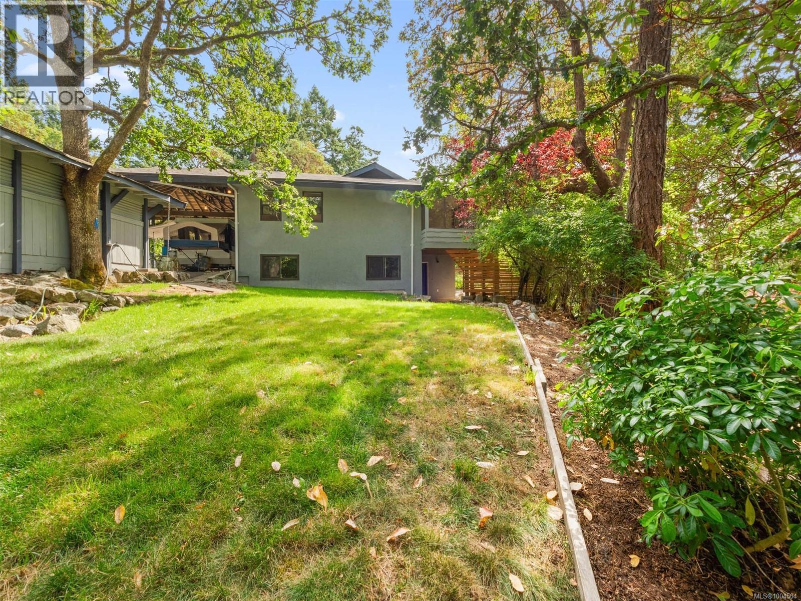 Photo 60 of 2660 Macdonald Dr E, Saanich BC