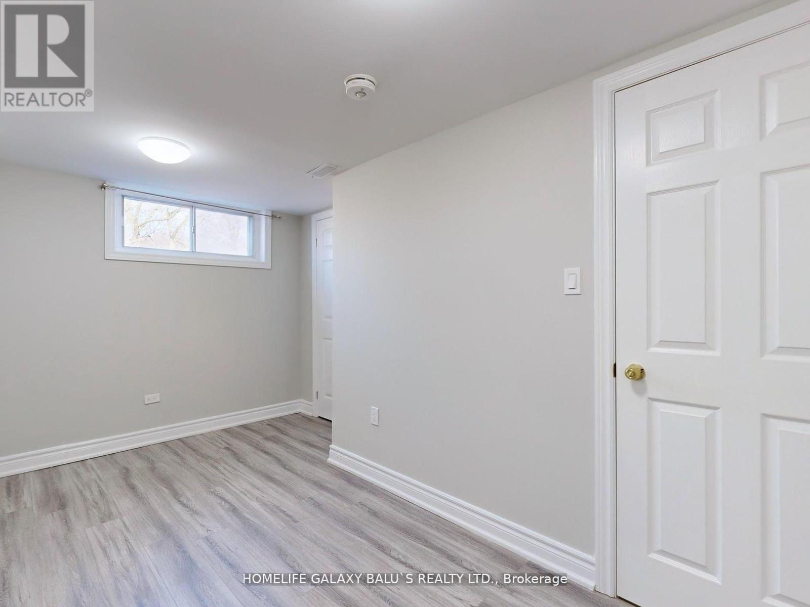 Photo 12 of Lower 58 Milford Haven Drive, Toronto ON