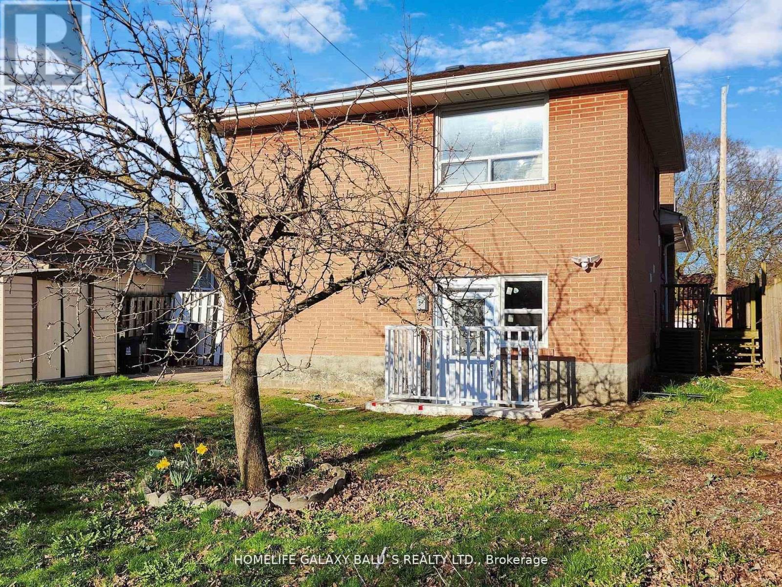 Photo 17 of Lower 58 Milford Haven Drive, Toronto ON