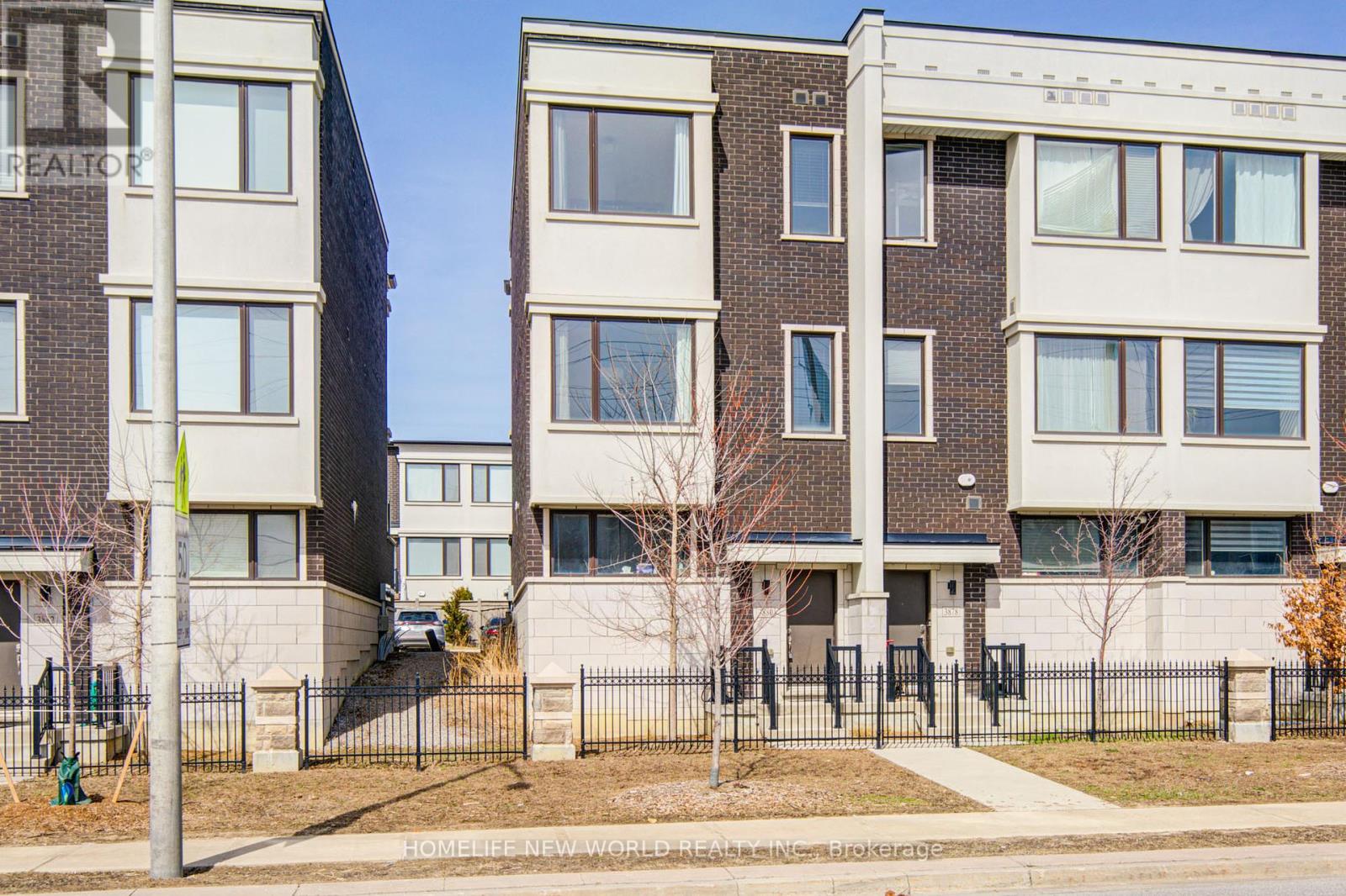 Photo 23 of 3880 Major Mackenzie Drive, Vaughan ON