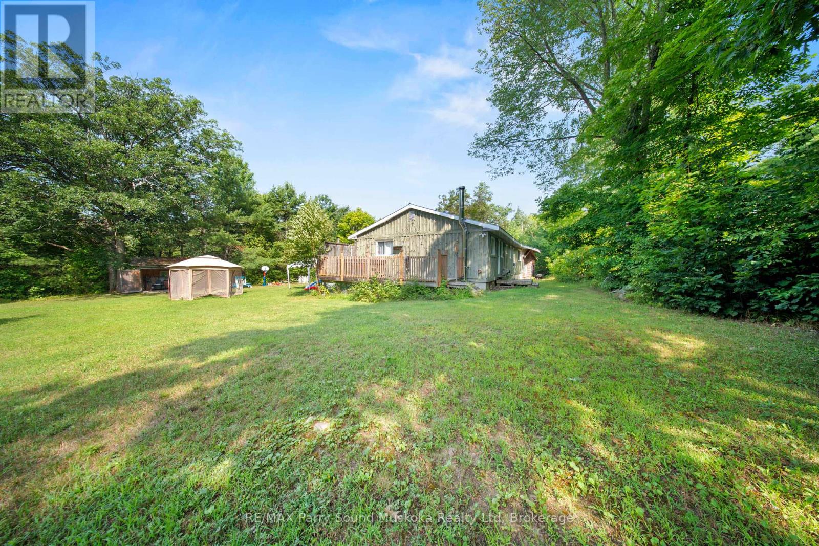 Photo 36 of 28 Black Road, Seguin ON