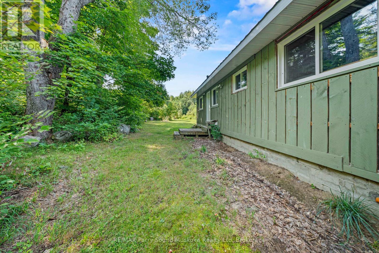 Photo 23 of 28 Black Road, Seguin ON