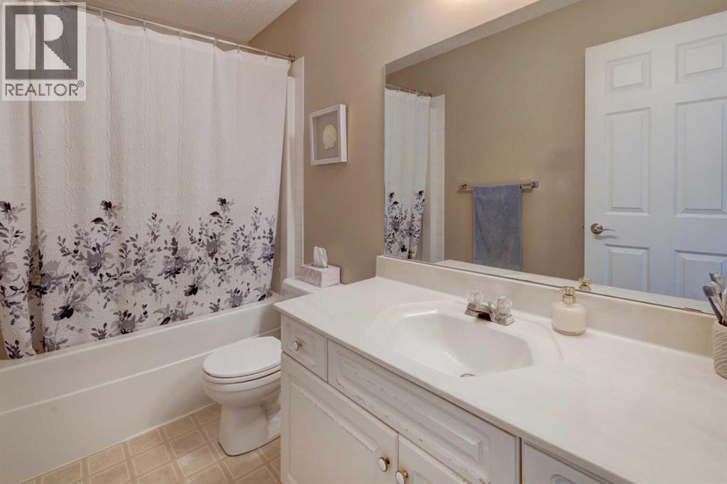 Single Family House for Sale in  Tarington Landing NE Taradale Calgary 