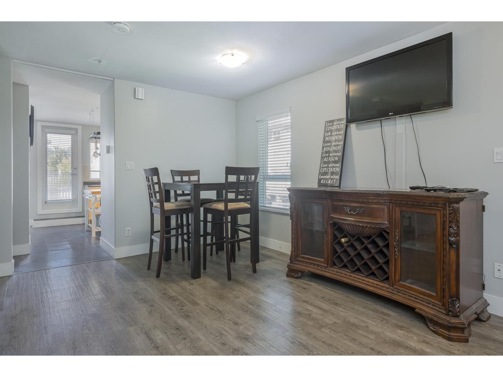 Photo 6 of 17 8968 208 Street, Langley BC