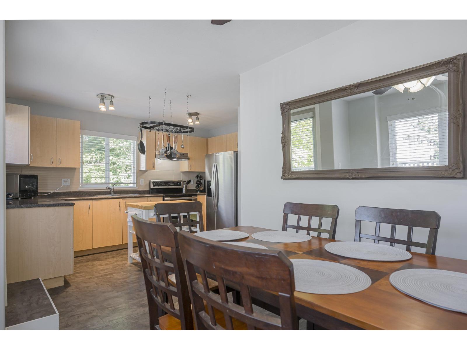 Photo 9 of 17 8968 208 Street, Langley BC