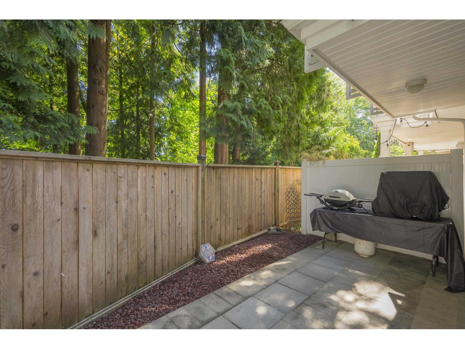 Photo 12 of 17 8968 208 Street, Langley BC