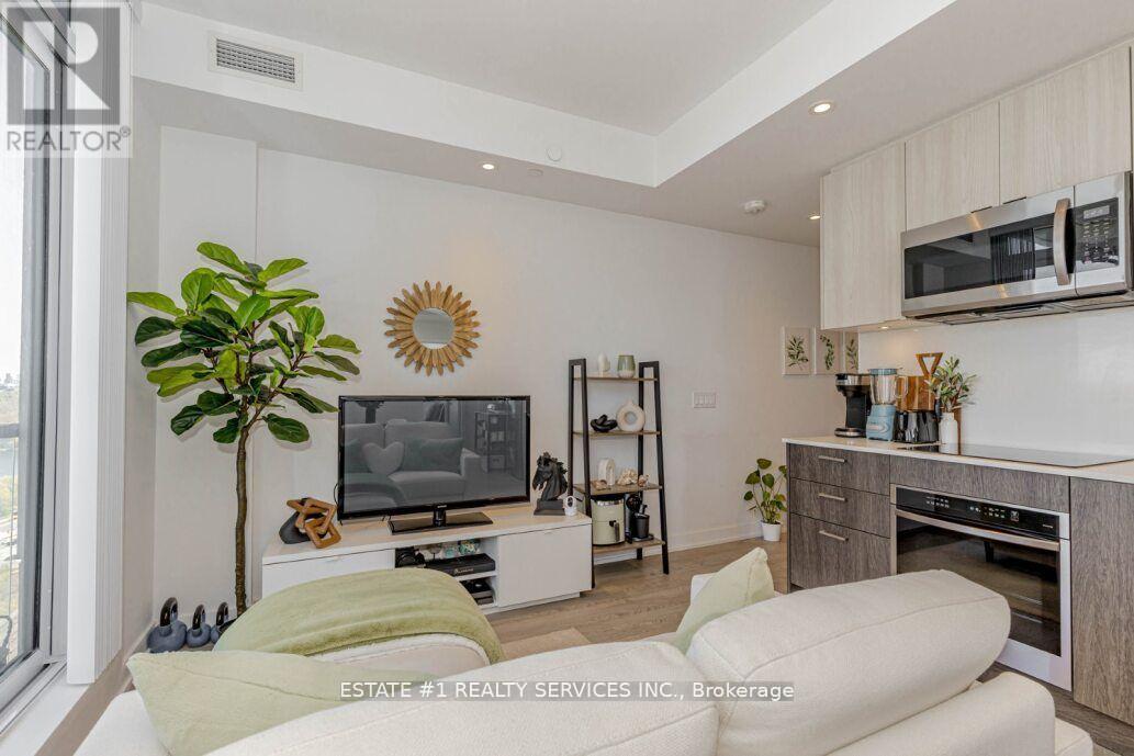 Photo 17 of 2216 1928 Lakeshore Boulevard, Toronto ON