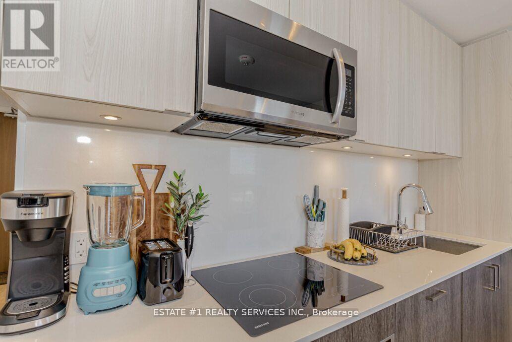 Photo 22 of 2216 1928 Lakeshore Boulevard, Toronto ON