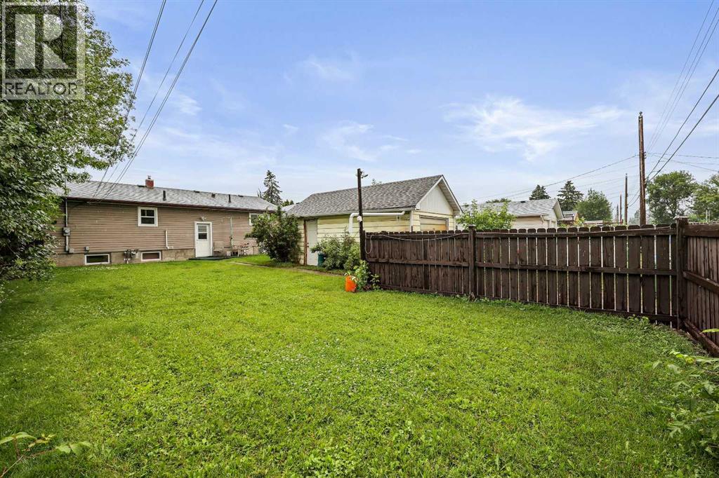 2602 44 Street SE, Calgary, Alberta