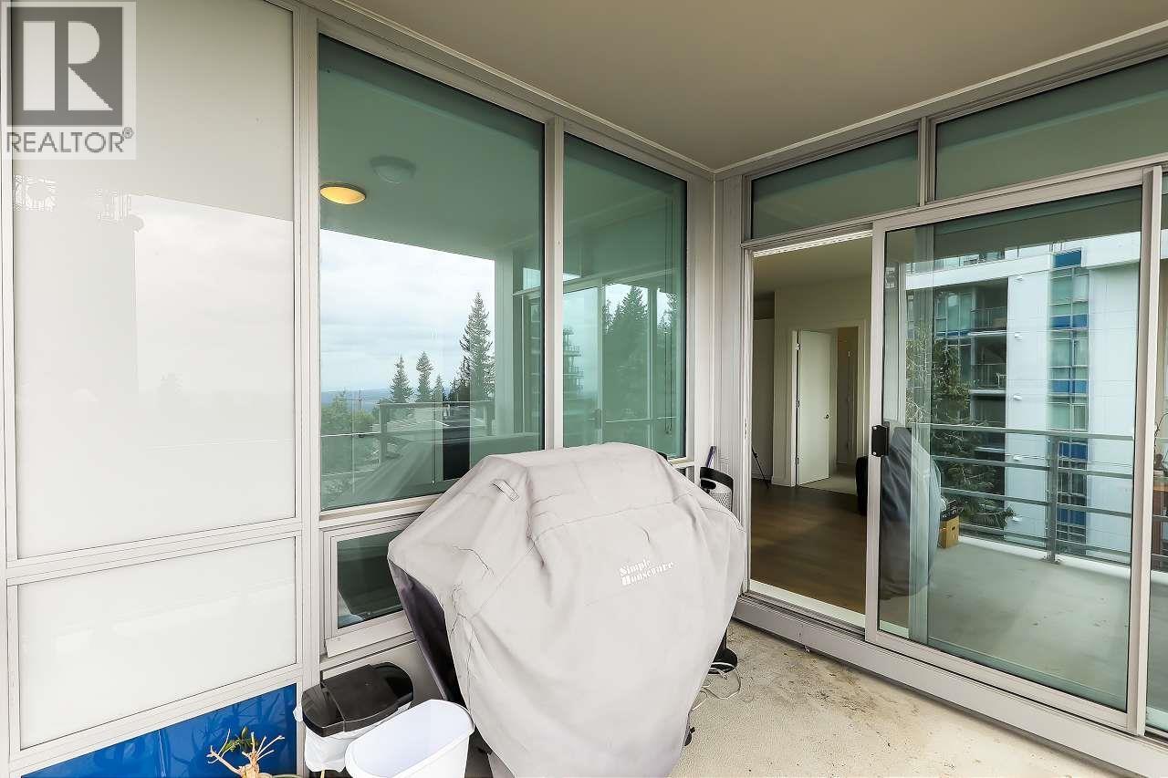 Photo 12 of 1003 9060 University Crescent, Burnaby BC