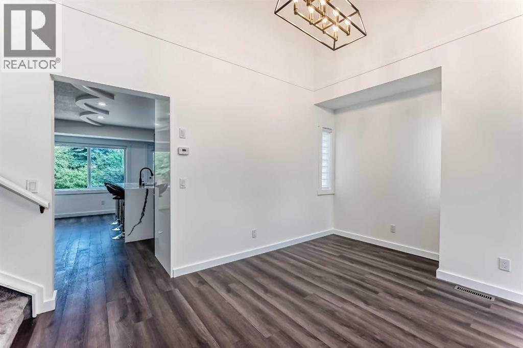Single Family House for Sale in  Douglas Woods Hill SE Douglasdale/Glen Calgary 