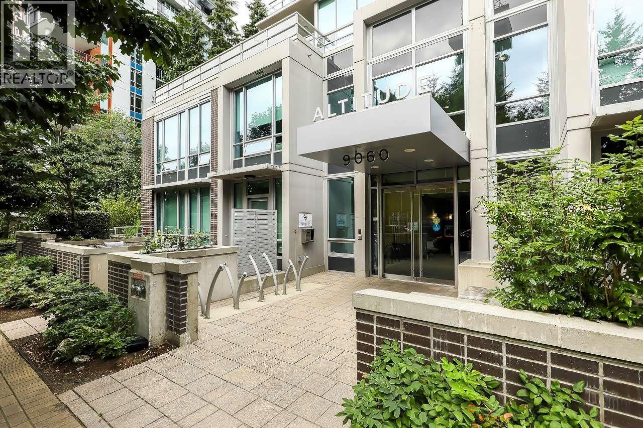 Photo 8 of 1003 9060 University Crescent, Burnaby BC