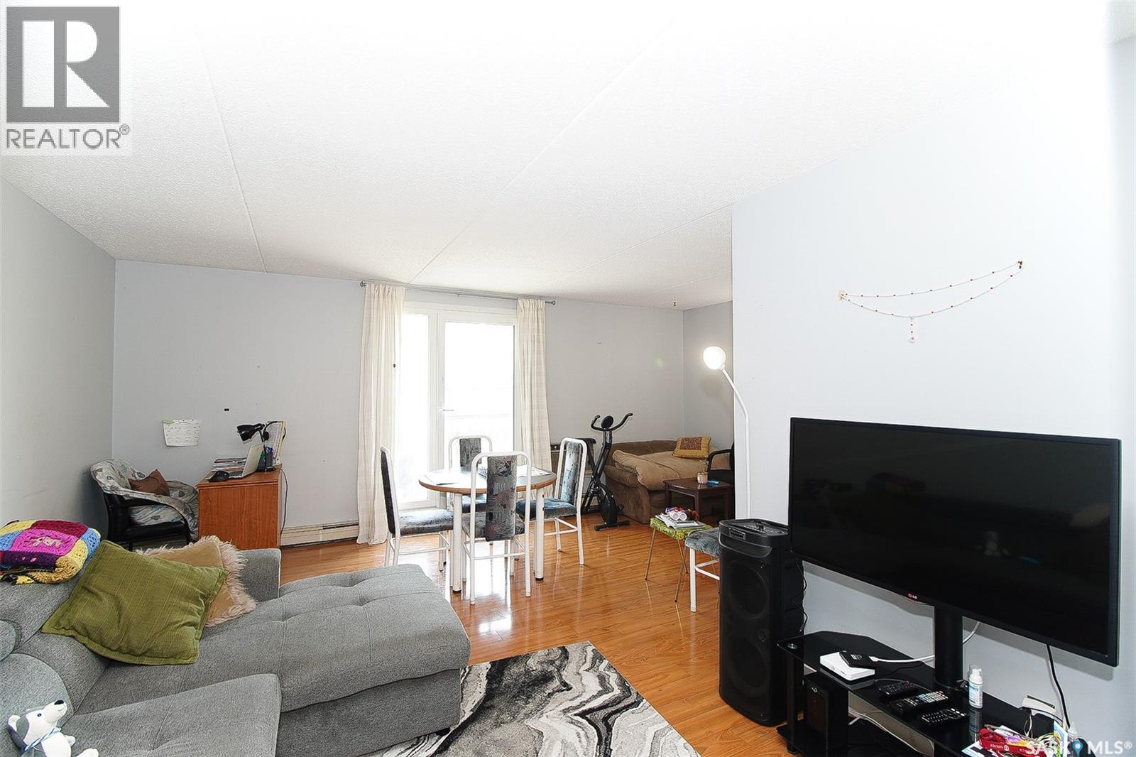 Photo 10 of 34 39 Centennial Street, Regina SK
