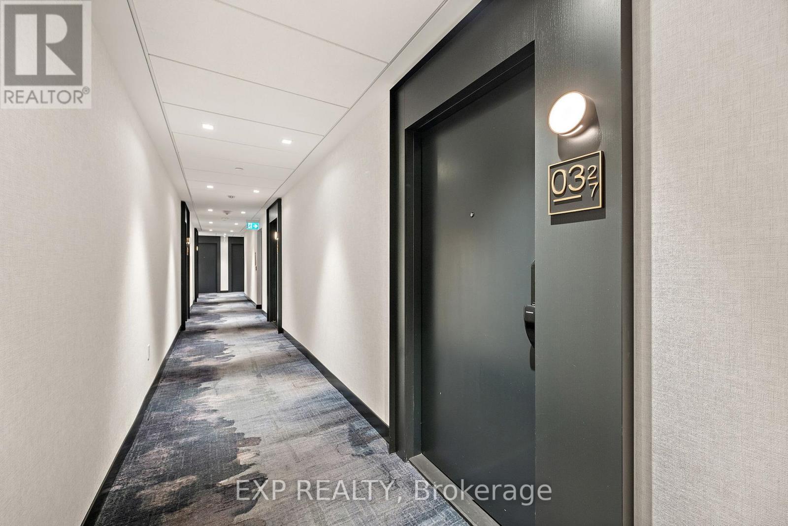 Photo 16 of 327 3200 William Coltson Avenue, Oakville ON