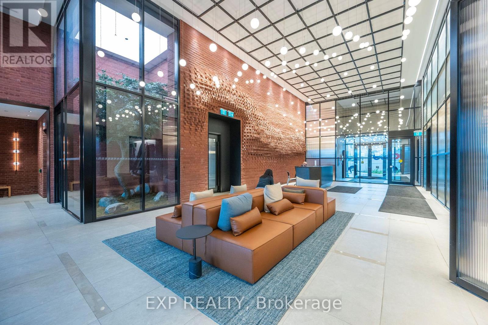 Photo 20 of 327 3200 William Coltson Avenue, Oakville ON