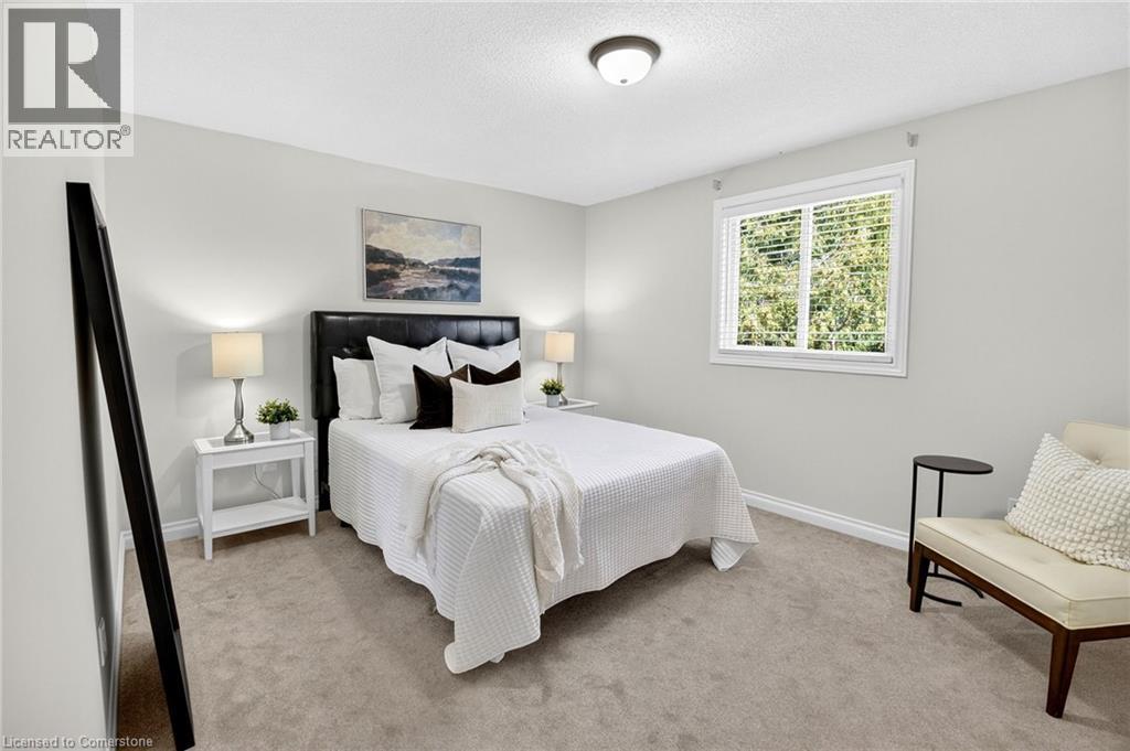 Photo 18 of 150 Solomon Crescent, Hamilton ON