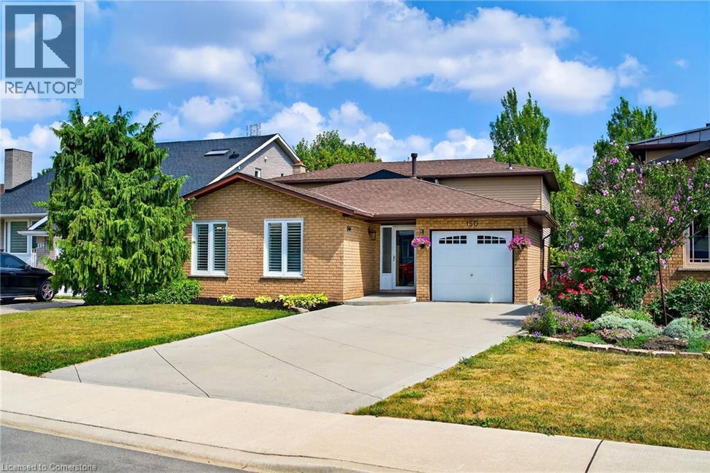 Photo 2 of 150 Solomon Crescent, Hamilton ON