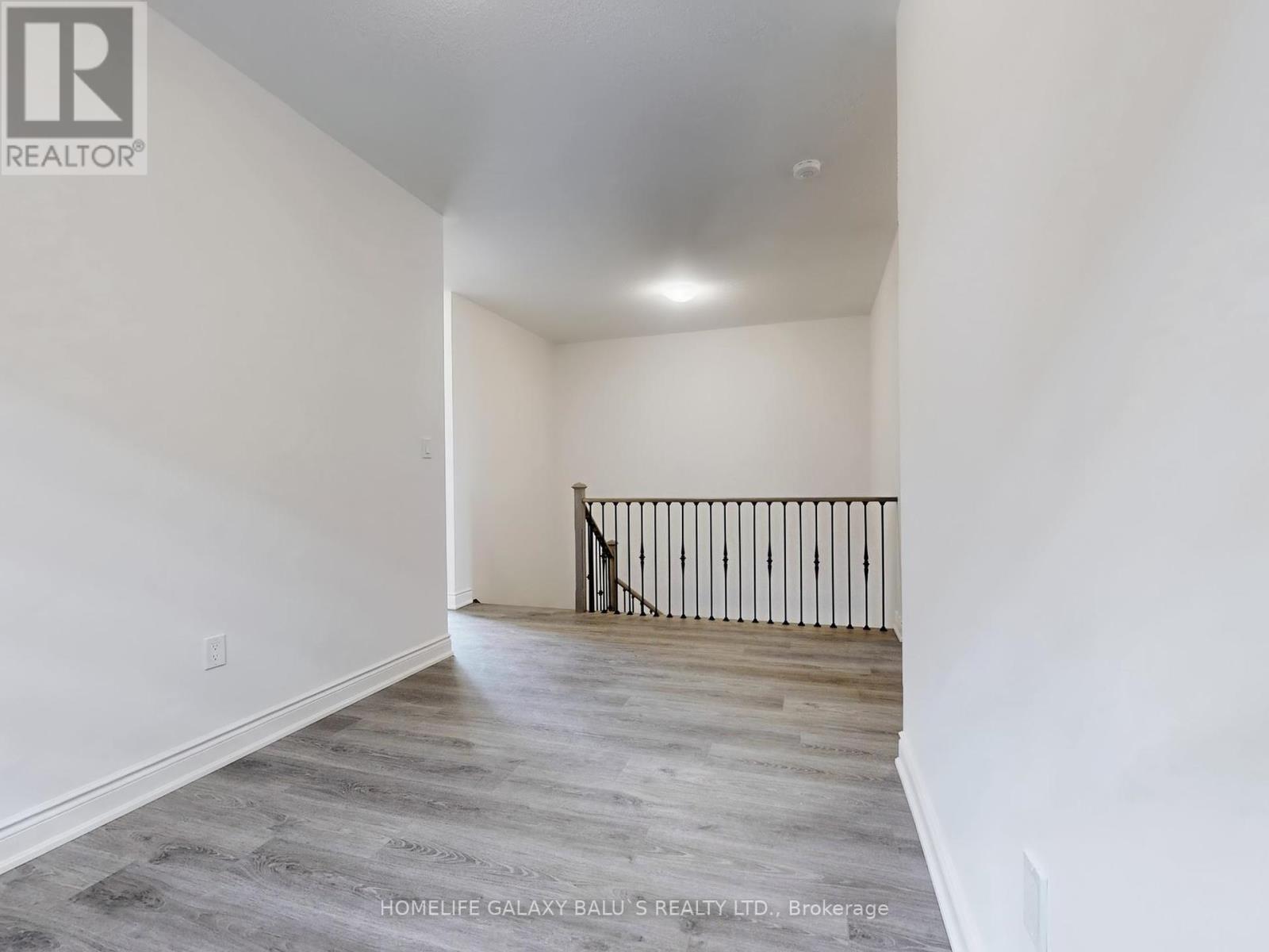 Photo 7 of 2169 Cayenne Street, Oshawa ON