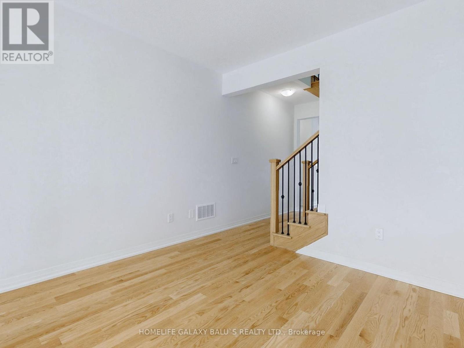 Photo 9 of 1078 Pisces Trail, Pickering ON