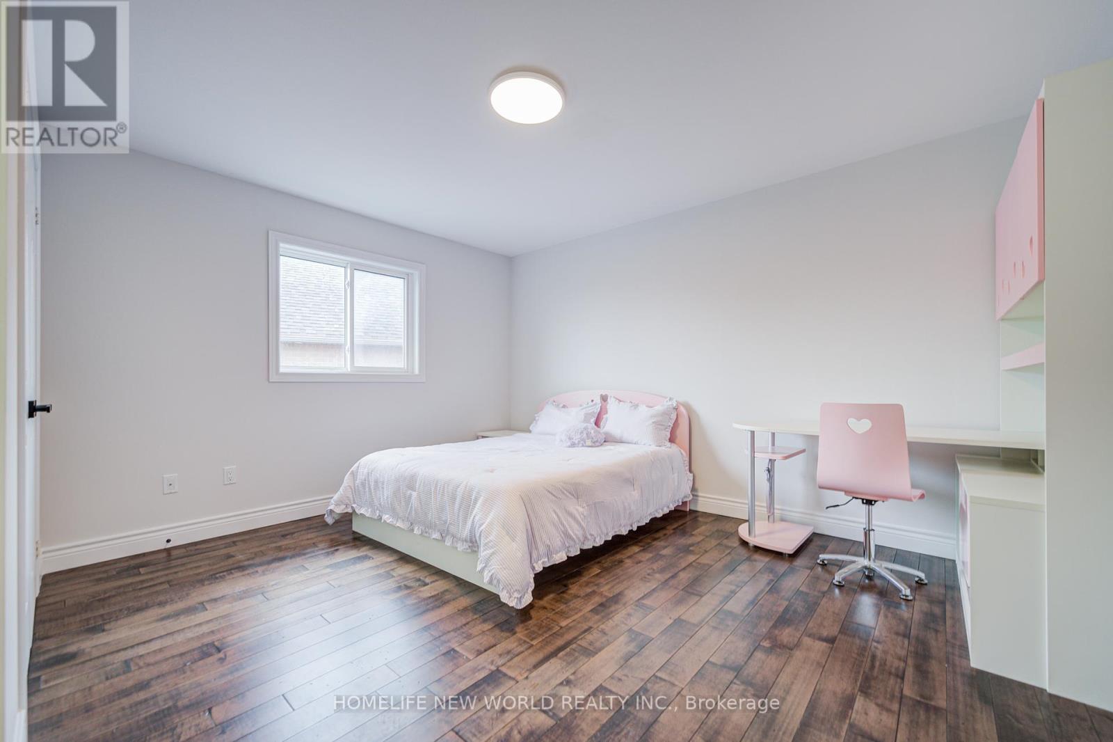 Photo 27 of 178 Alpine Crescent, Richmond Hill ON