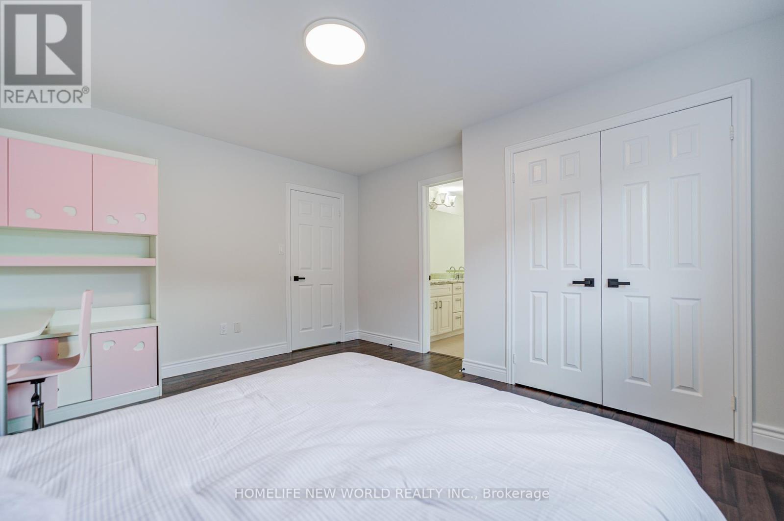 Photo 28 of 178 Alpine Crescent, Richmond Hill ON