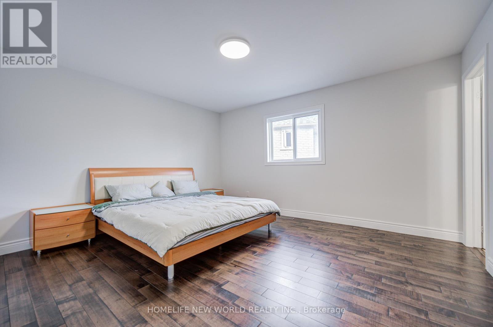 Photo 29 of 178 Alpine Crescent, Richmond Hill ON