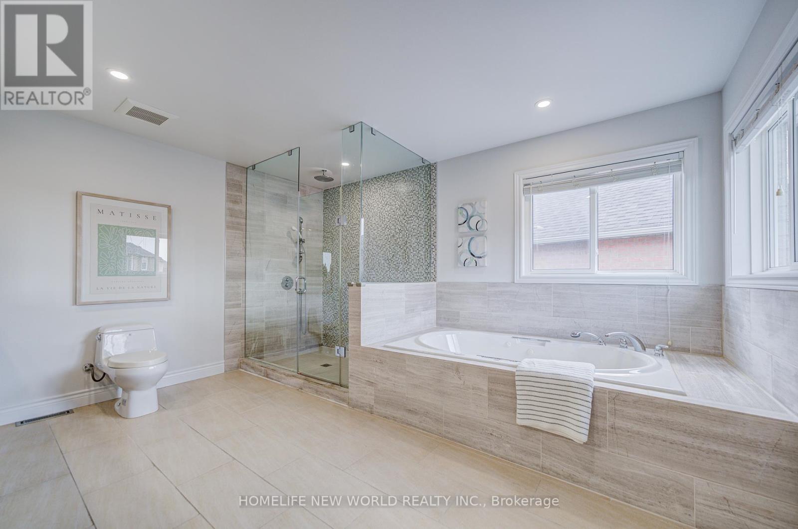 Photo 39 of 178 Alpine Crescent, Richmond Hill ON