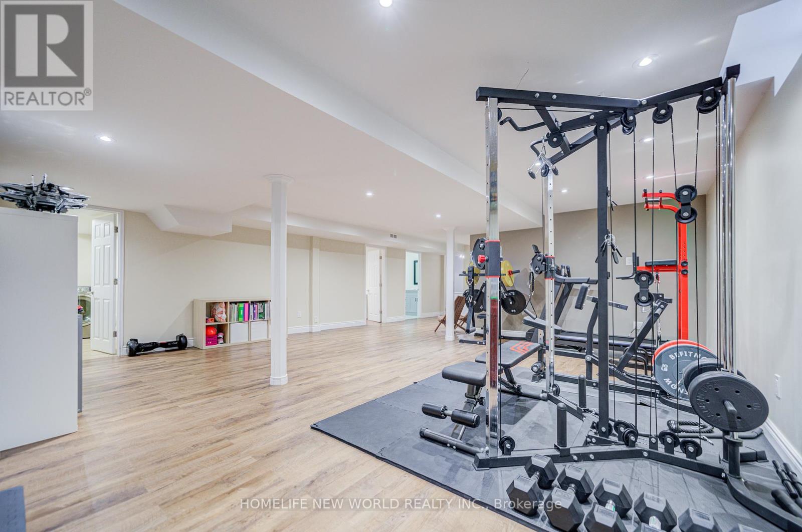 Photo 43 of 178 Alpine Crescent, Richmond Hill ON