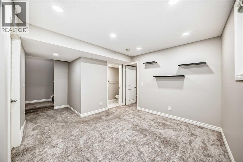 Photo 4 of 62 Nolanfield Heights Nw, Calgary AB