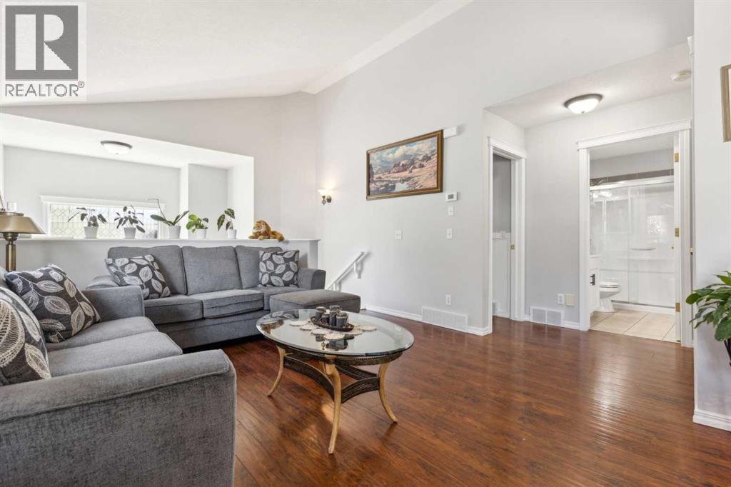 Photo 44 of 4 Marthas Meadow Place Ne, Calgary AB