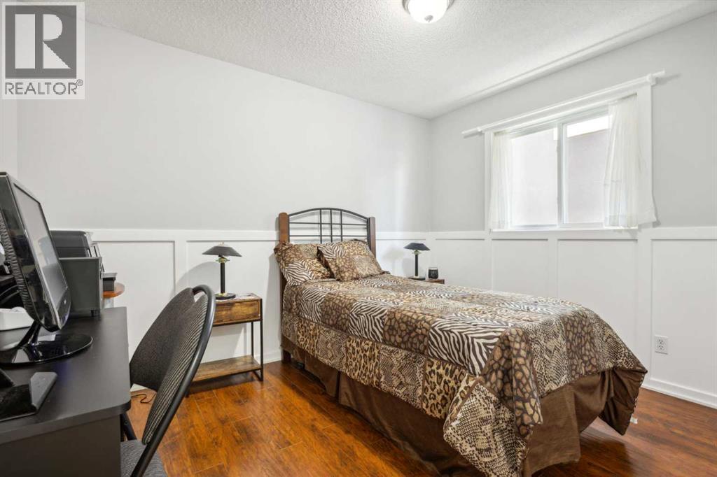 Photo 17 of 4 Marthas Meadow Place Ne, Calgary AB