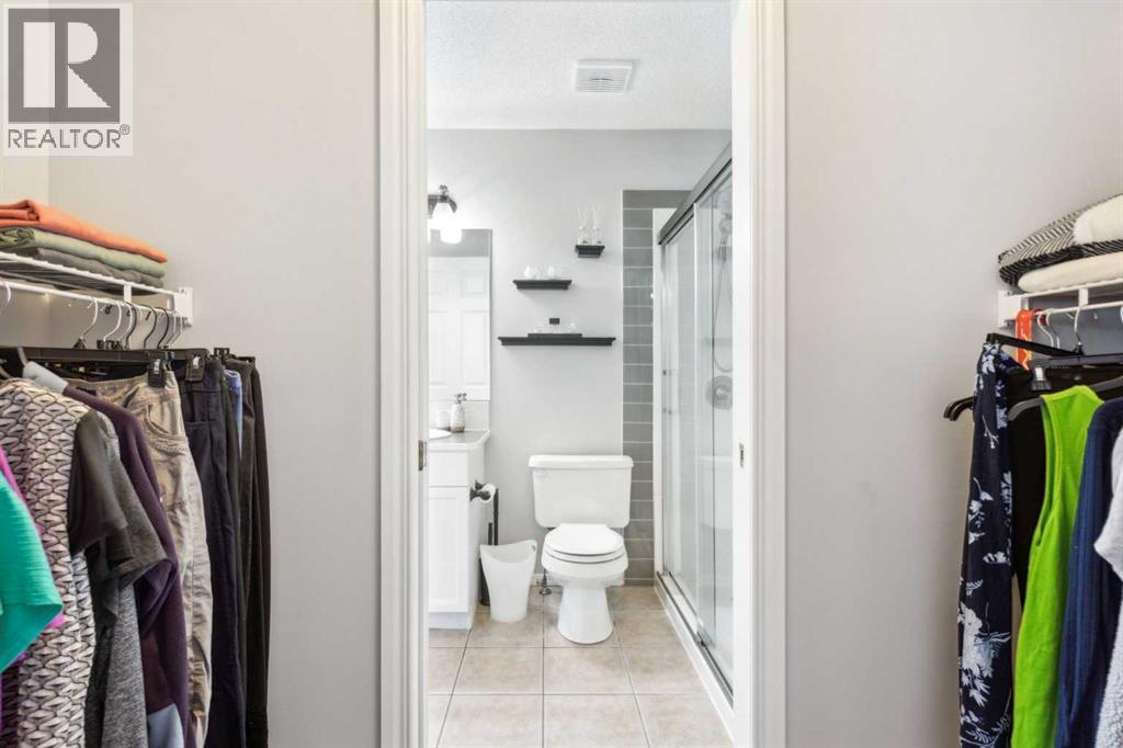 Photo 15 of 4 Marthas Meadow Place Ne, Calgary AB