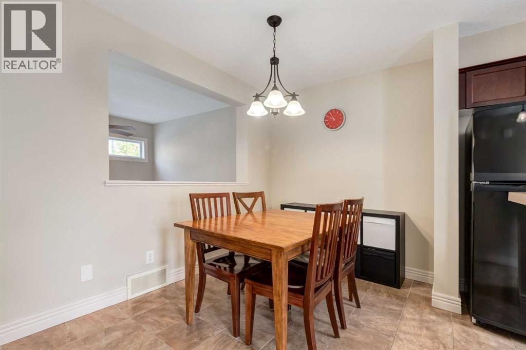 Photo 12 of 37 Royal Oak Plaza Nw, Calgary AB
