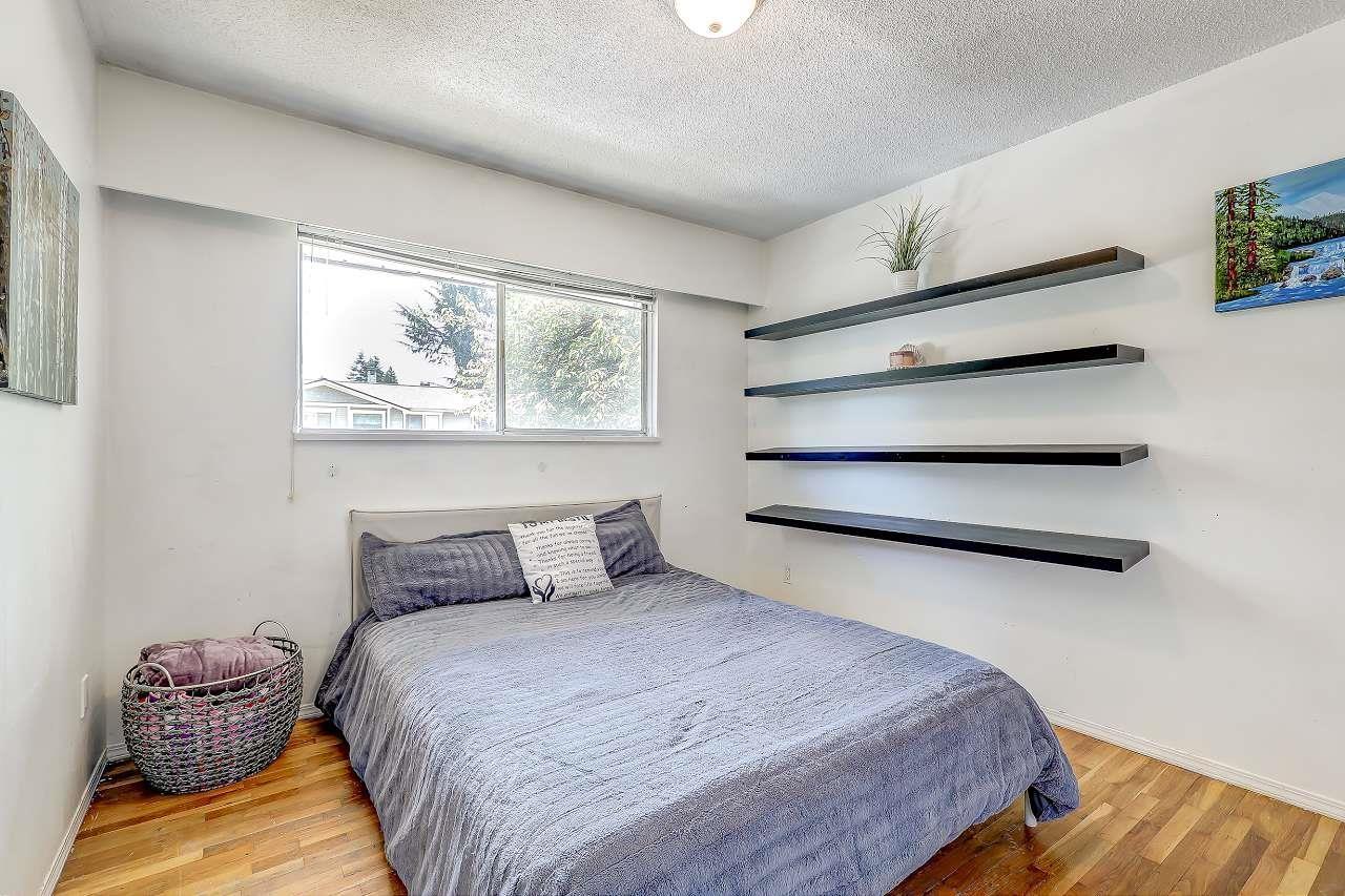 Photo 9 of 11064 Swan Crescent, Surrey BC