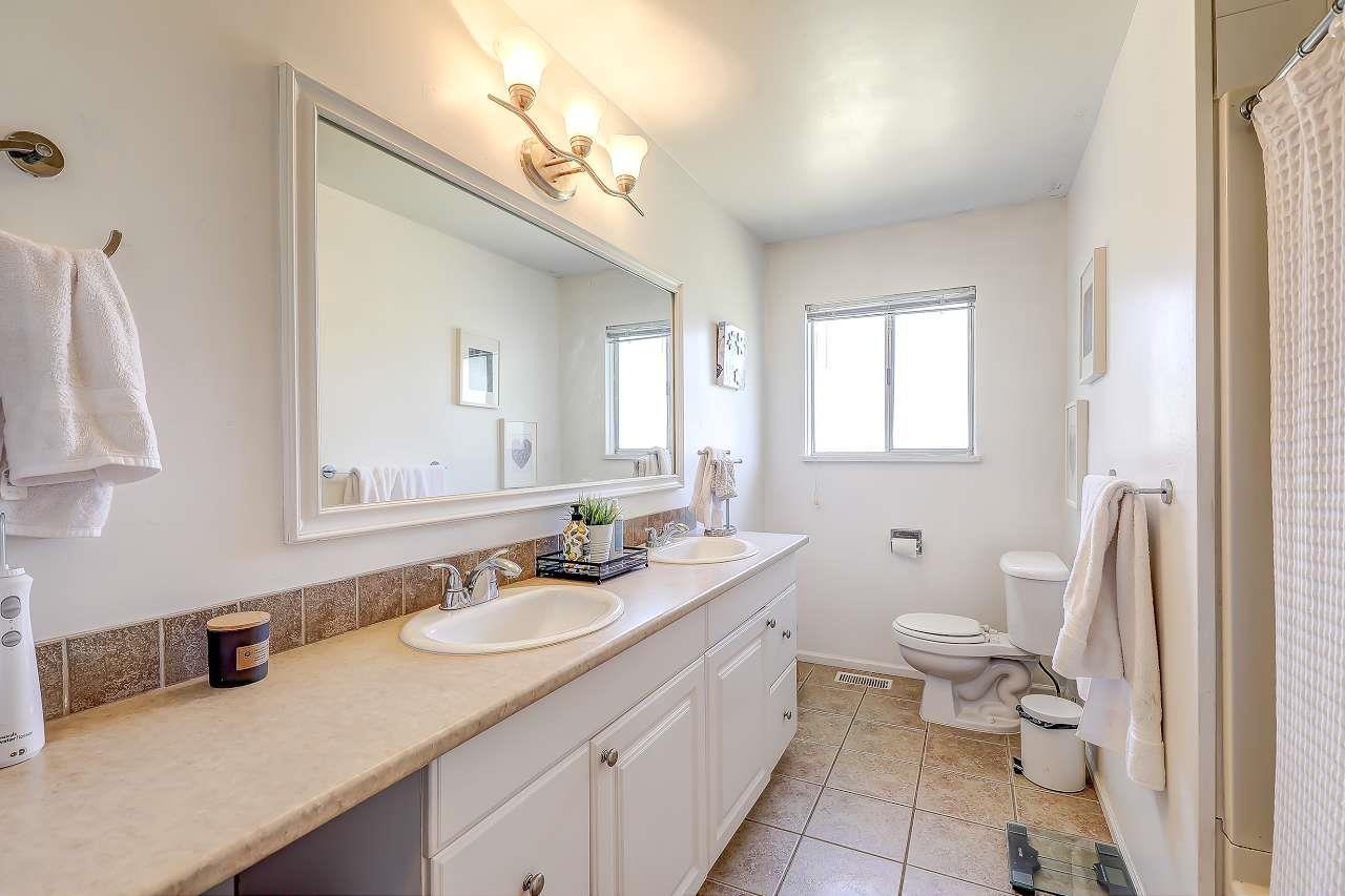 Photo 23 of 11064 Swan Crescent, Surrey BC