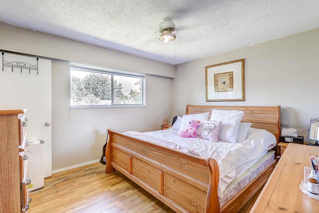 Photo 37 of 11064 Swan Crescent, Surrey BC