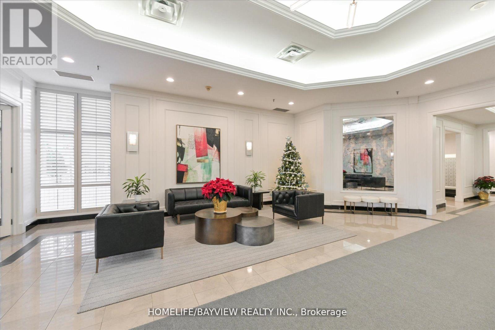 Photo 18 of 718 8 Hillcrest Avenue, Toronto ON
