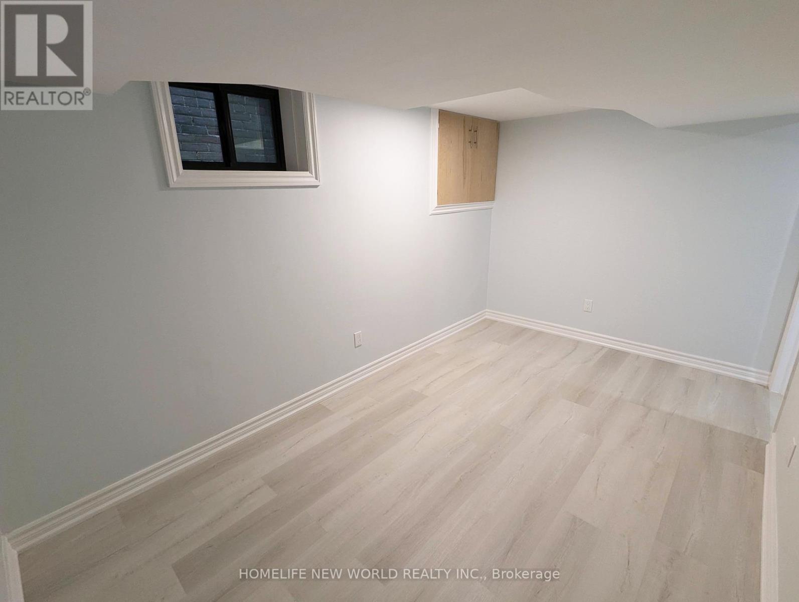 Photo 3 of Lower 90 Oakvale Avenue, Toronto ON
