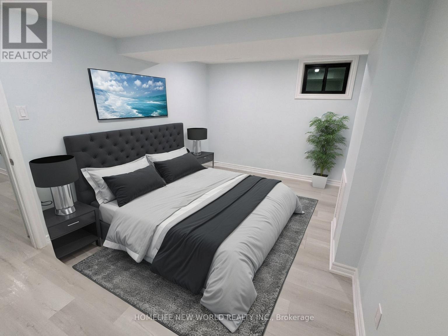 Photo 16 of Lower 90 Oakvale Avenue, Toronto ON