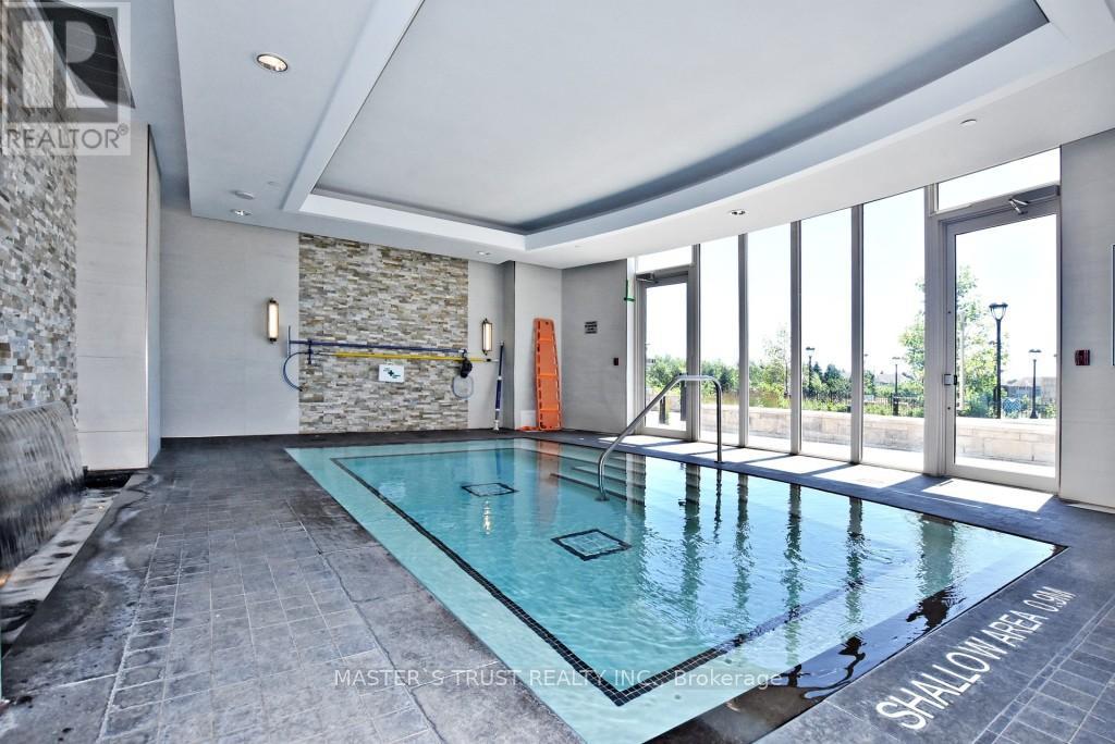 Photo 43 of 307 15 Stollery Pond Crescent, Markham ON