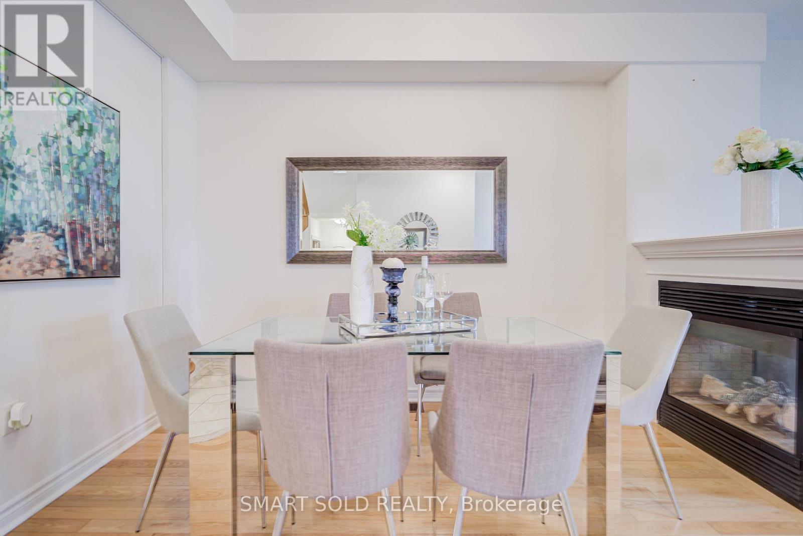 Single Family House for Sale in  THORNHILL WOODS DRIVE Vaughan (Patterson) 