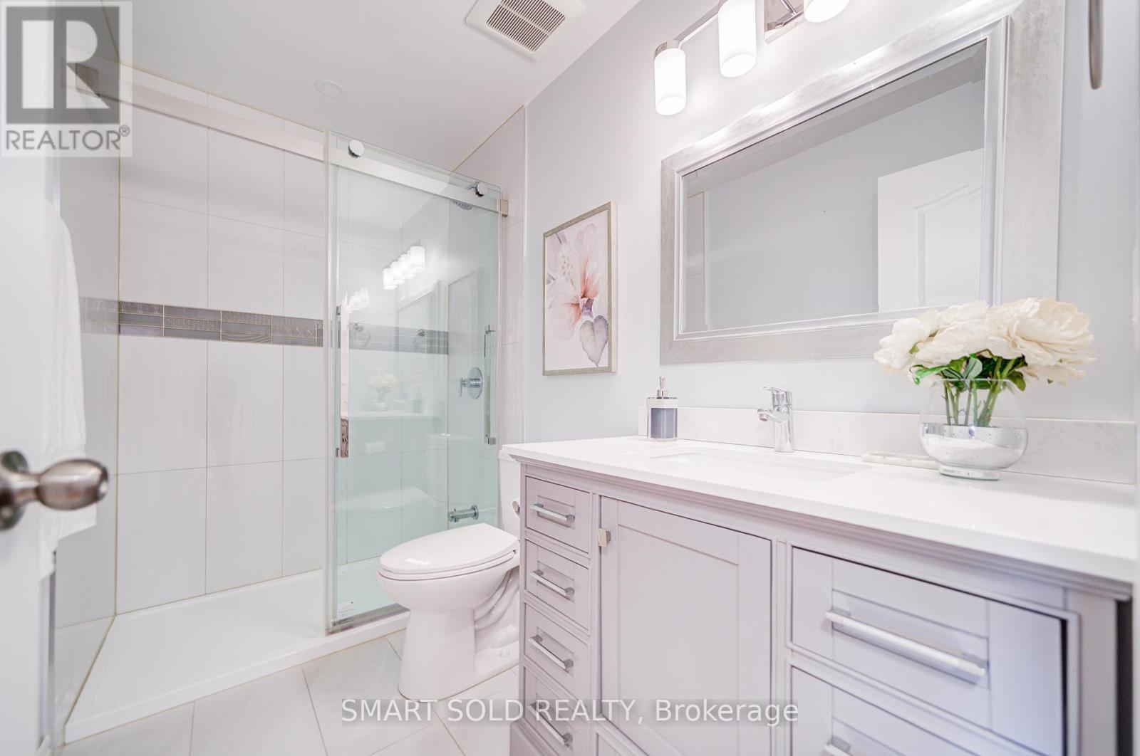 Single Family House for Sale in  THORNHILL WOODS DRIVE Vaughan (Patterson) 