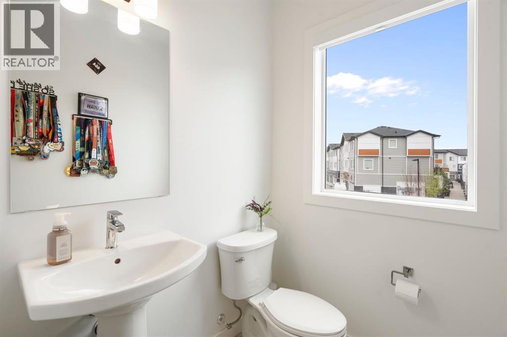 Photo 18 of 501 335 Creekside Boulevard Sw, Calgary AB
