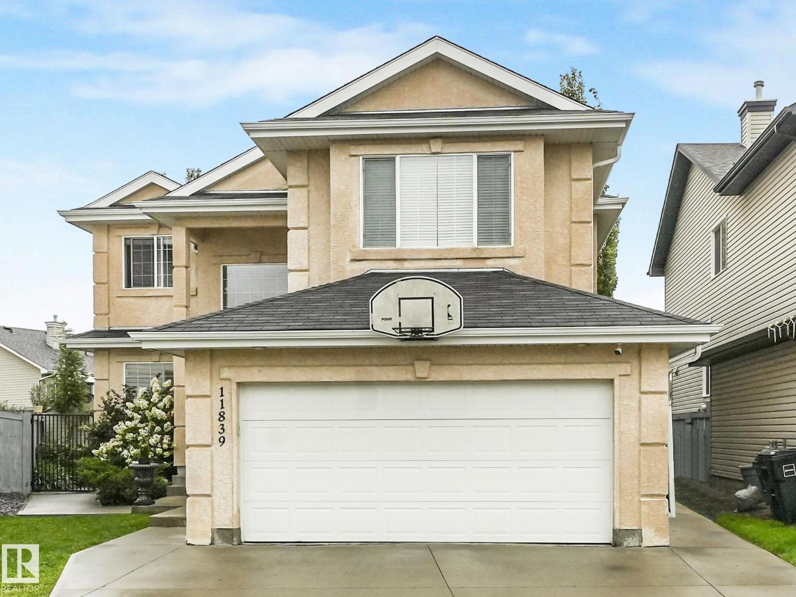 Photo 14 of 11839 174 Av Nw, Edmonton AB