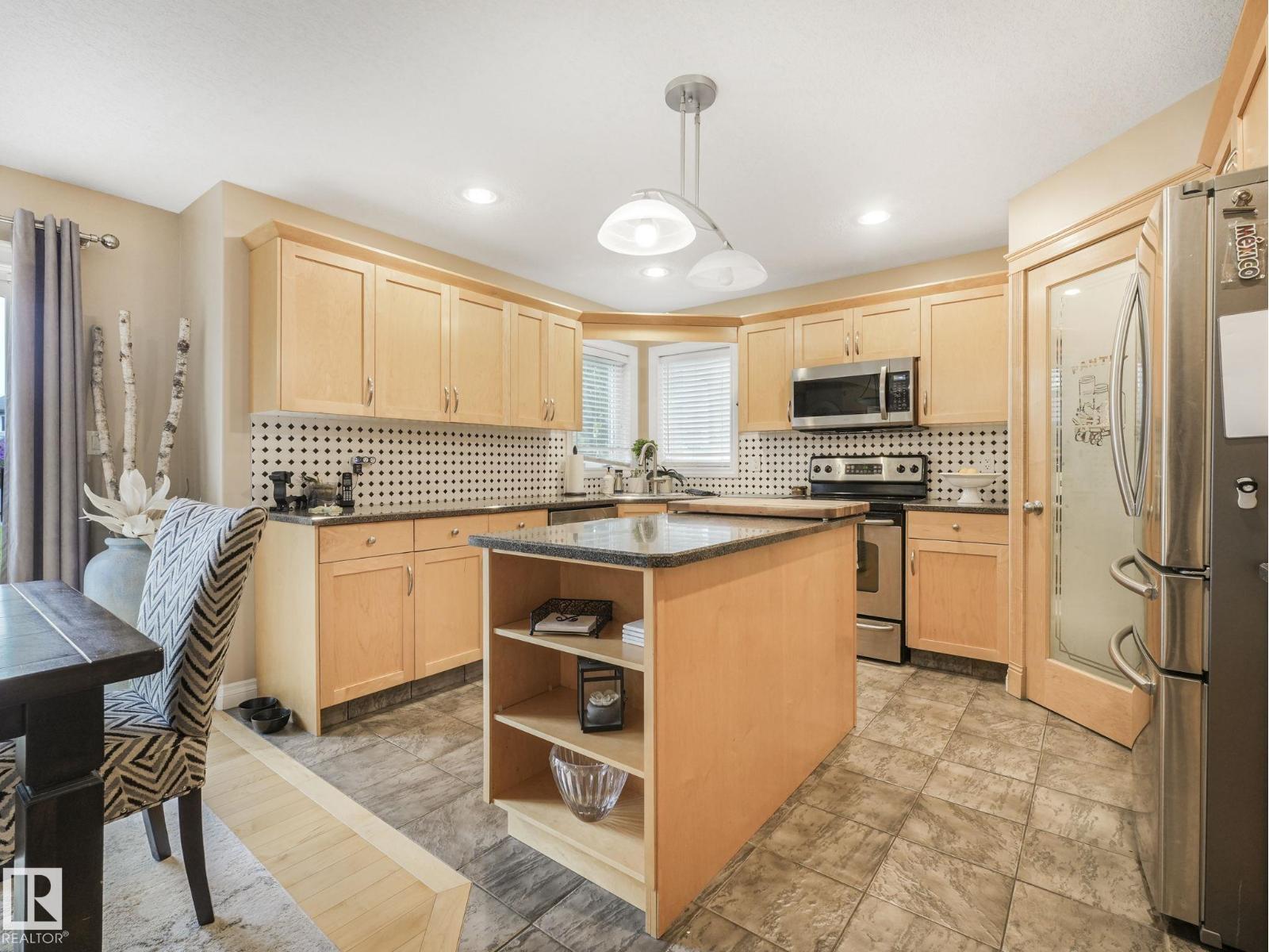 Photo 57 of 11839 174 Av Nw, Edmonton AB