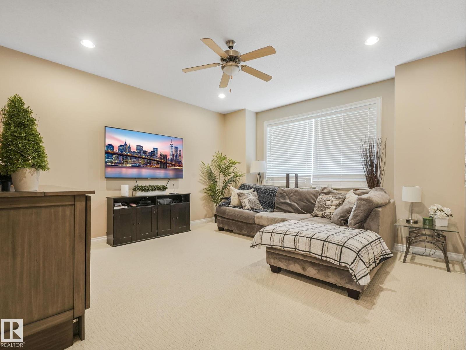 Photo 6 of 11839 174 Av Nw, Edmonton AB