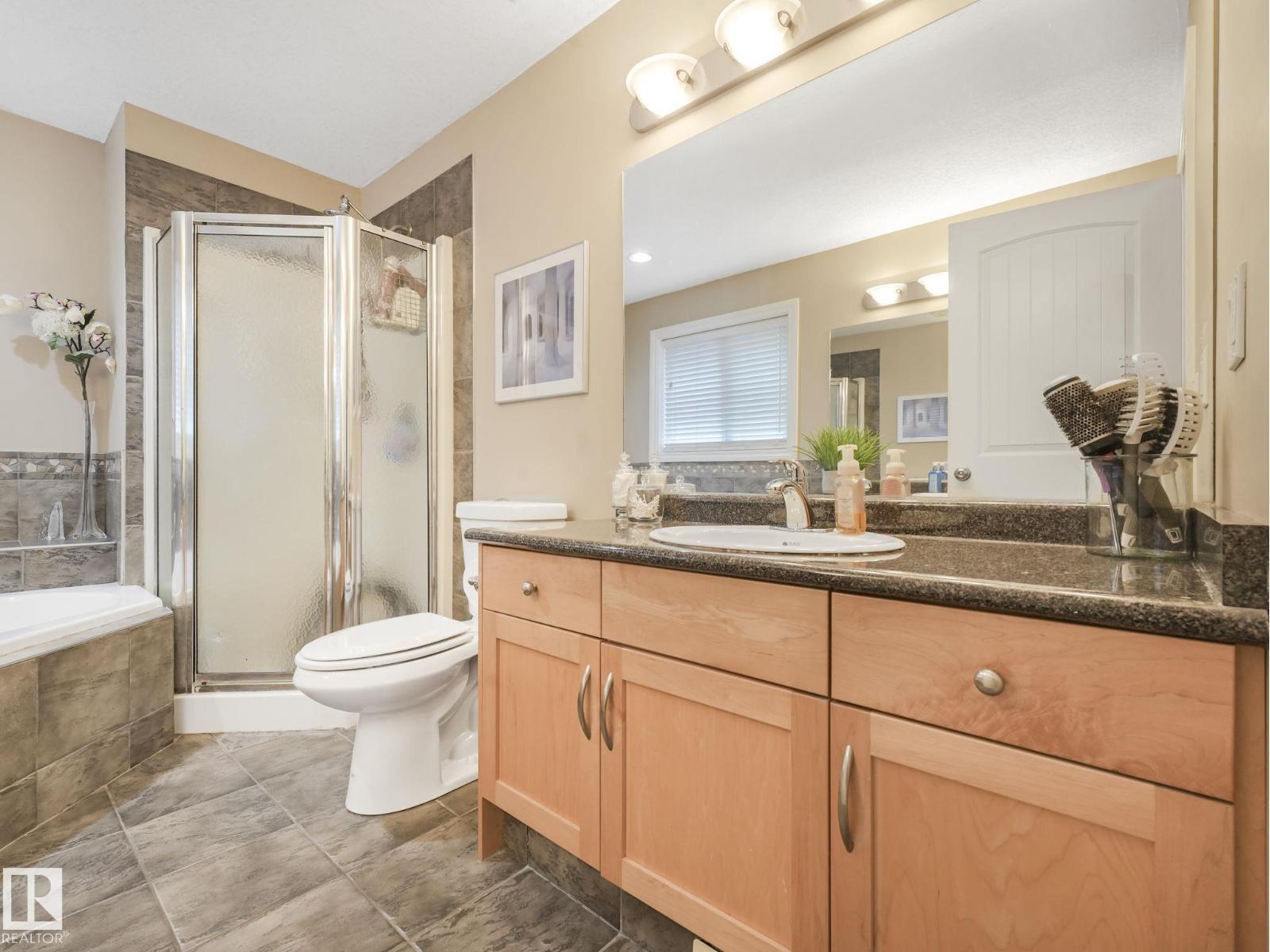 Photo 25 of 11839 174 Av Nw, Edmonton AB