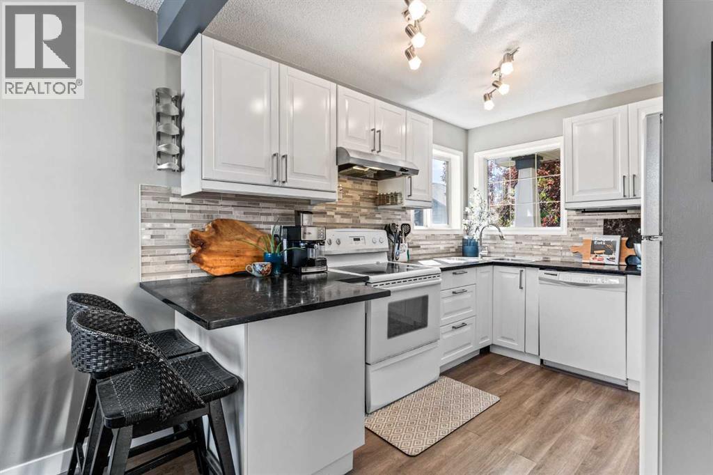 Single Family House for Sale in  Erin Grove SE Erin Woods Calgary 
