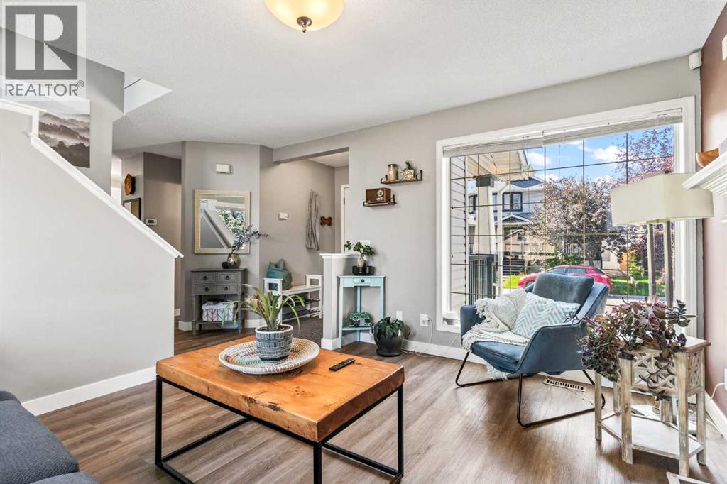 Single Family House for Sale in  Erin Grove SE Erin Woods Calgary 