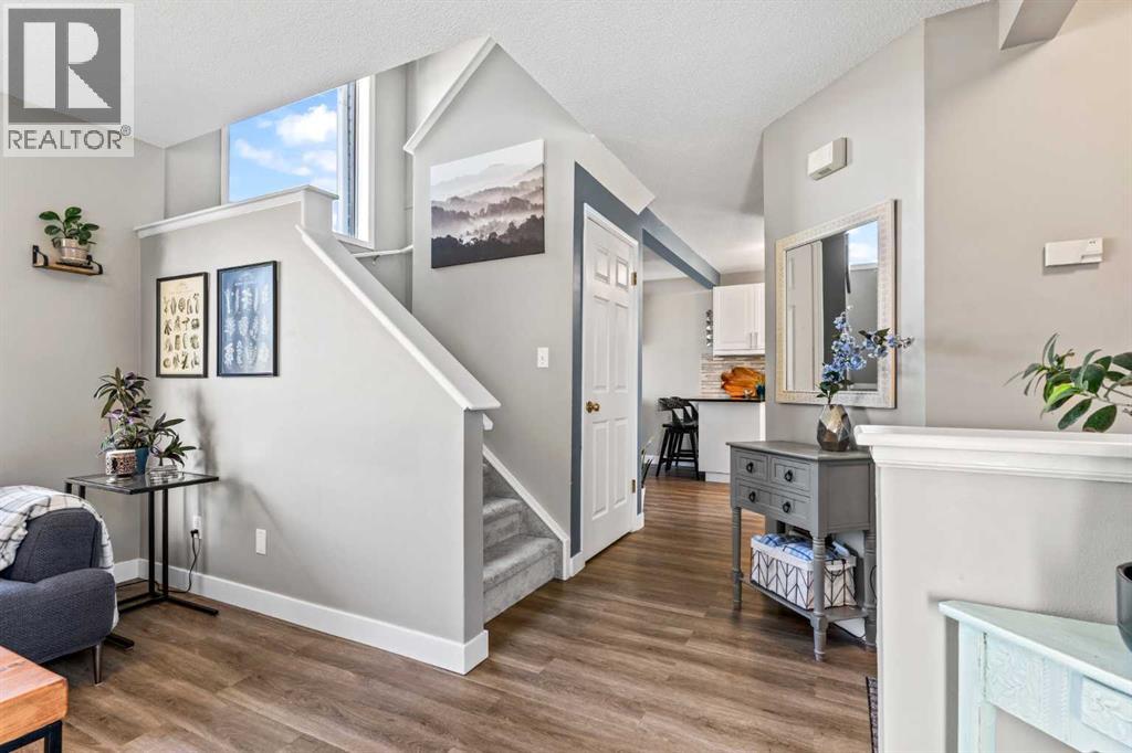 Single Family House for Sale in  Erin Grove SE Erin Woods Calgary 
